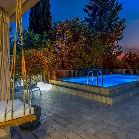 Harmony Haven Villa Celopeci