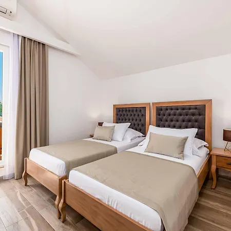 Harmony Haven Villa Celopeci