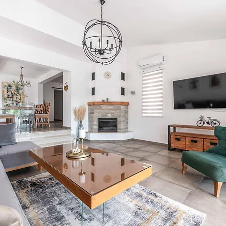 Villa Harmony Haven *